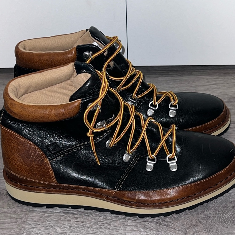 men’s 11.5 never worn black sperrys